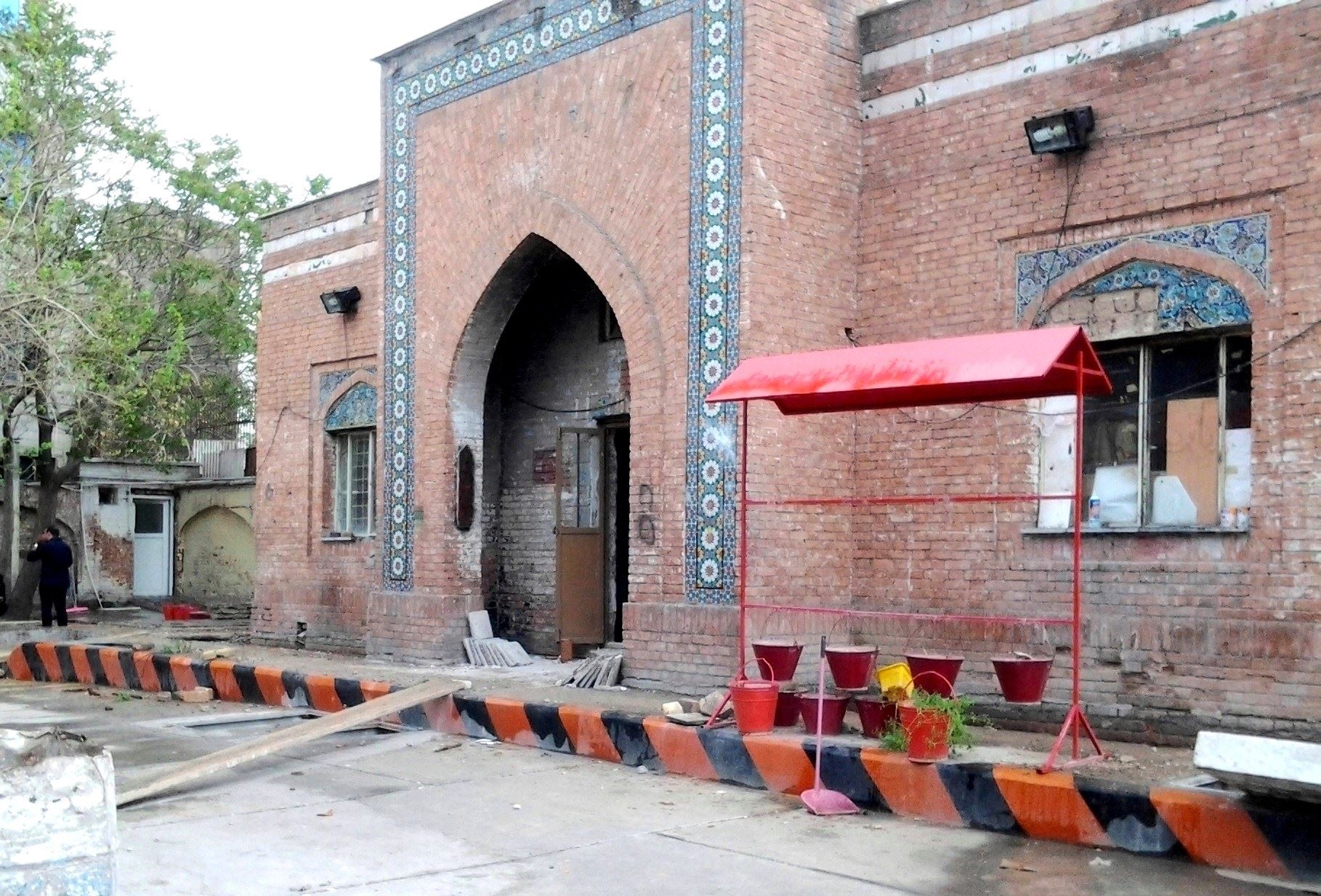 پمپ بنزين دروازه دولت در فهرست آثار ملي ثبت شد