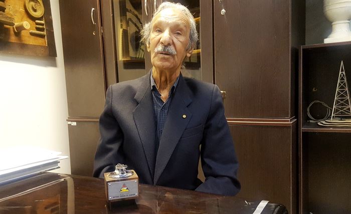 محمود مومن زاده