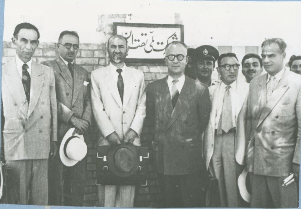 روزنگار نفت/ تير ماه