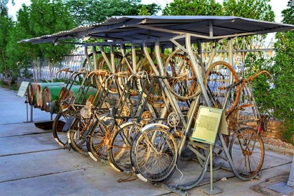 ایستگاه دوچرخه موزه کارآموزان آبادان