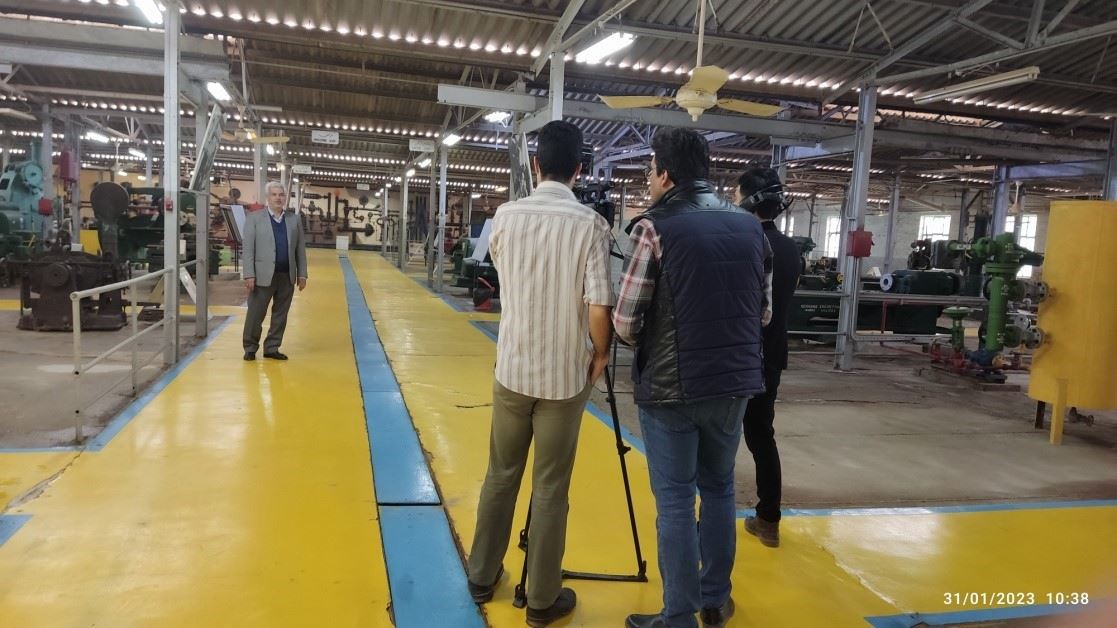 گفت‌وگوی برنامه «سبز سپید سرخ» با پیشکسوتان در موزه‌‌های نفت آبادان 