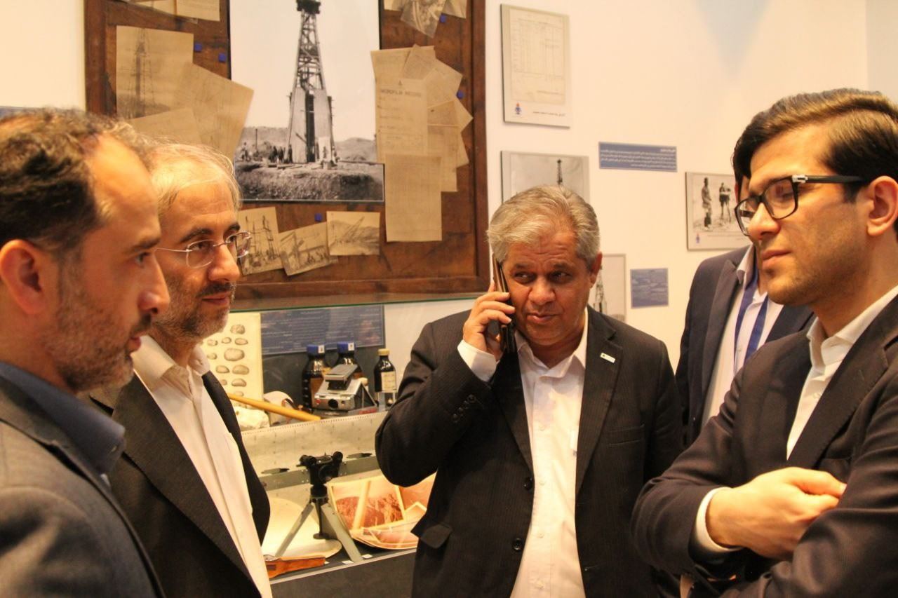 The proposal to compile an oral history of Iran’s oil exports by the assistant minister of oil