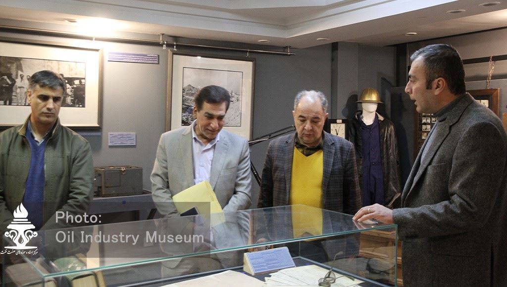 مدیر مرکز اسناد و رئیس بهداشت و درمان صنعت نفت تهران گفت‌وگو کردند