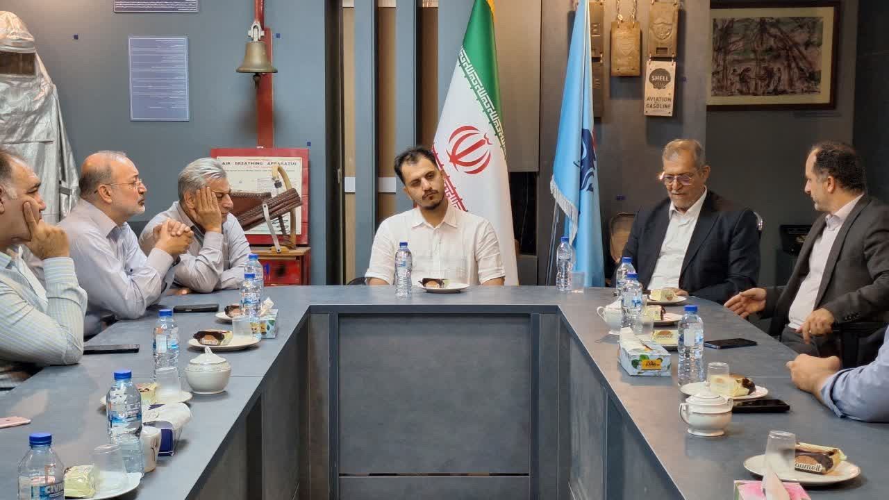 از همكاری نخبگان بختیاری برای حفظ میراث صنعت نفت استقبال می‌كنیم