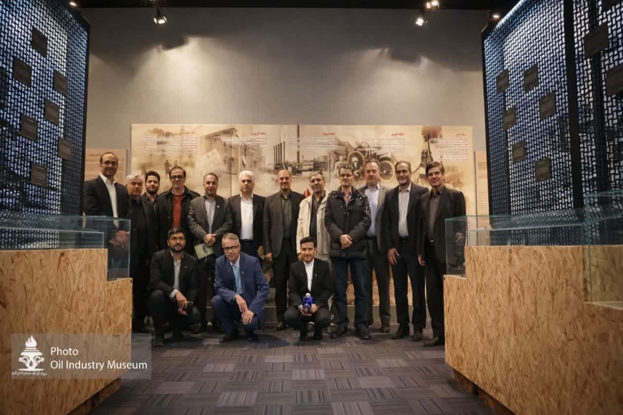بازدید مدیرعامل شركت ملی پخش فرآورده‌های نفتی ایران از موزه نفت سبزوار