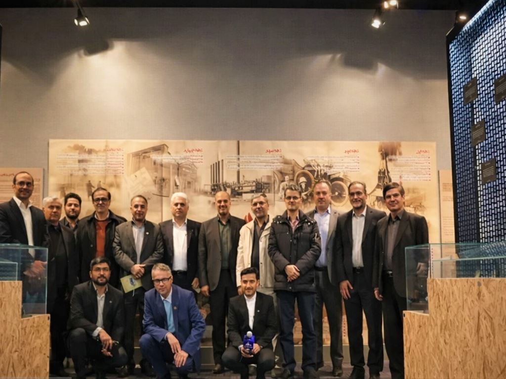 بازدید مدیرعامل شركت ملی پخش فرآورده‌های نفتی ایران از موزه نفت سبزوار